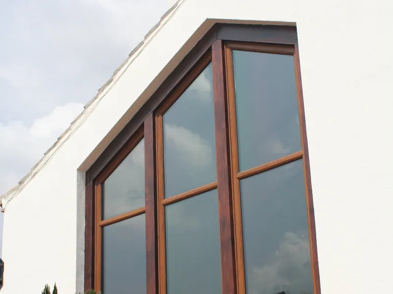 Bow Windows Leytonstone